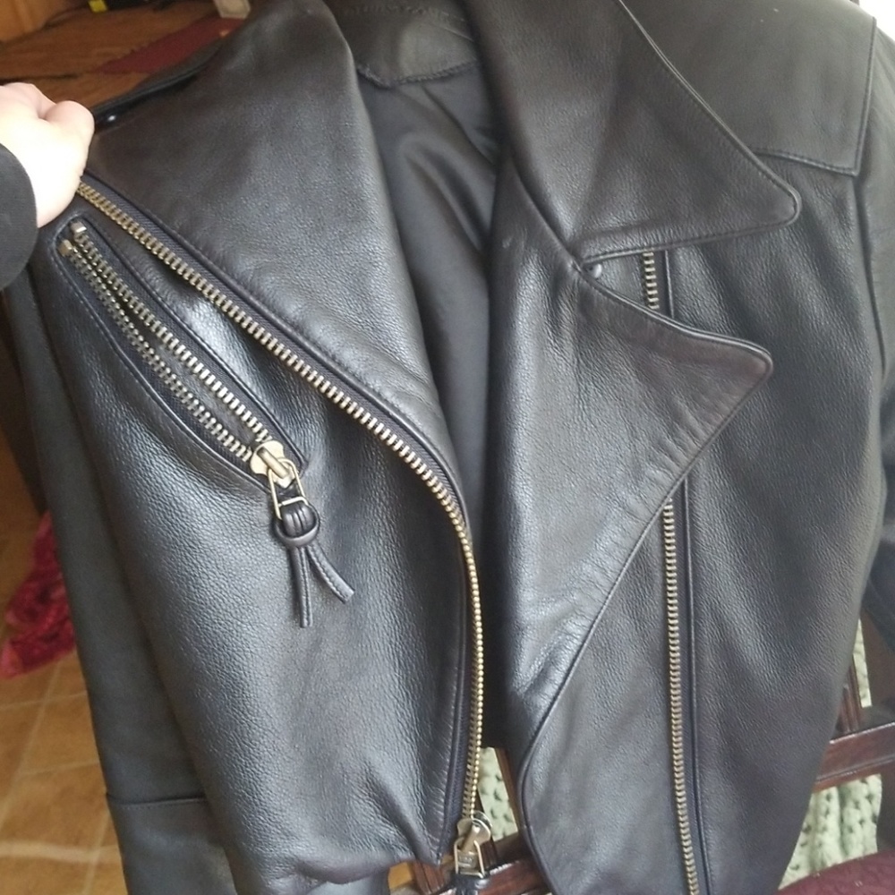 Leather jacket - Picture 2 of 2